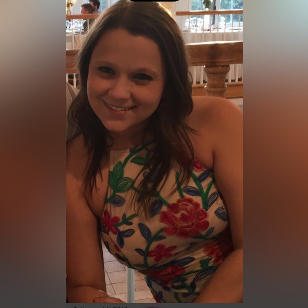 Meet your Posher, Alyssa